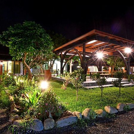 Kenting Four Season Villa Heng-ch'un Екстериор снимка