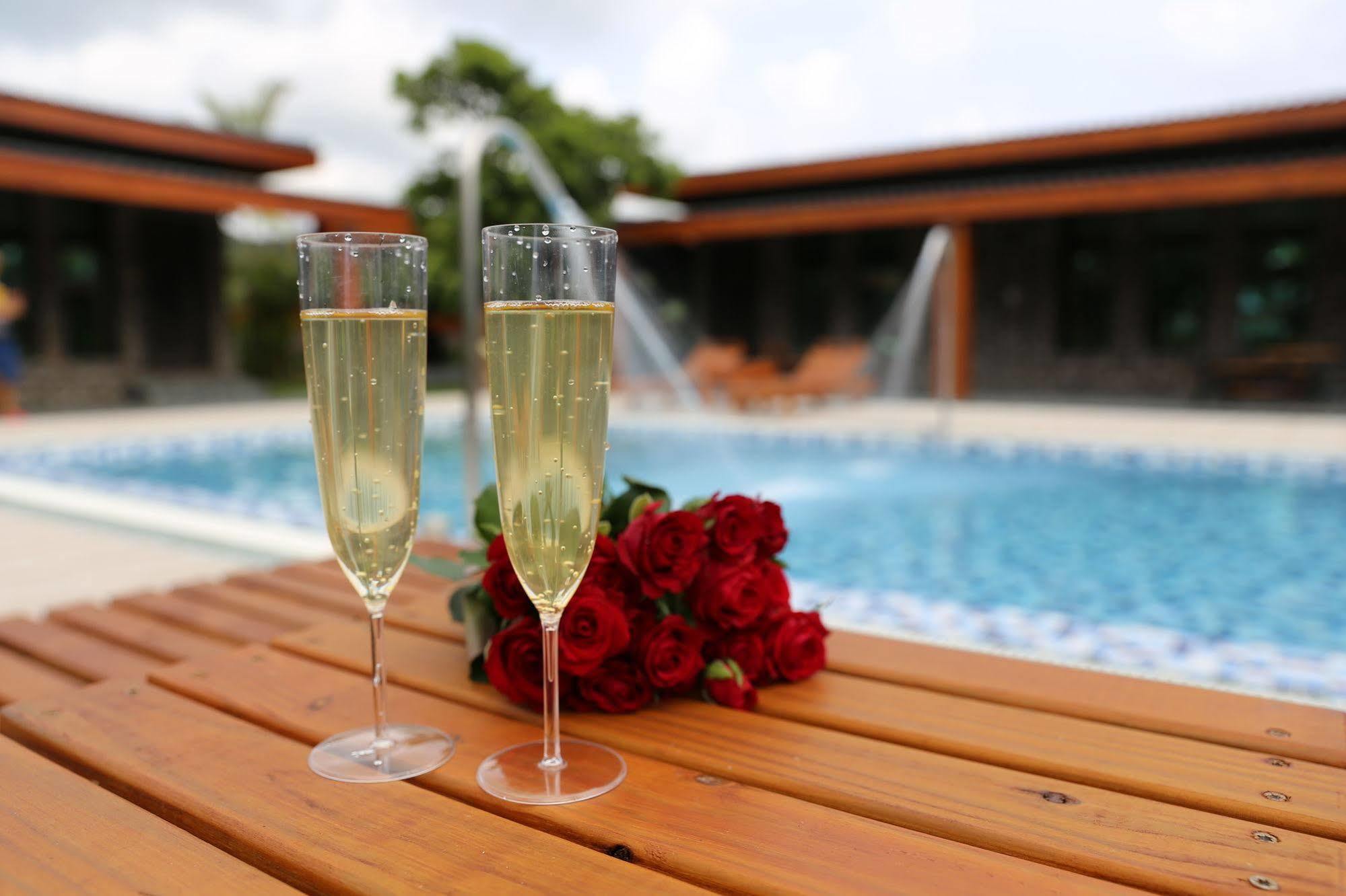 Kenting Four Season Villa Heng-ch'un Екстериор снимка