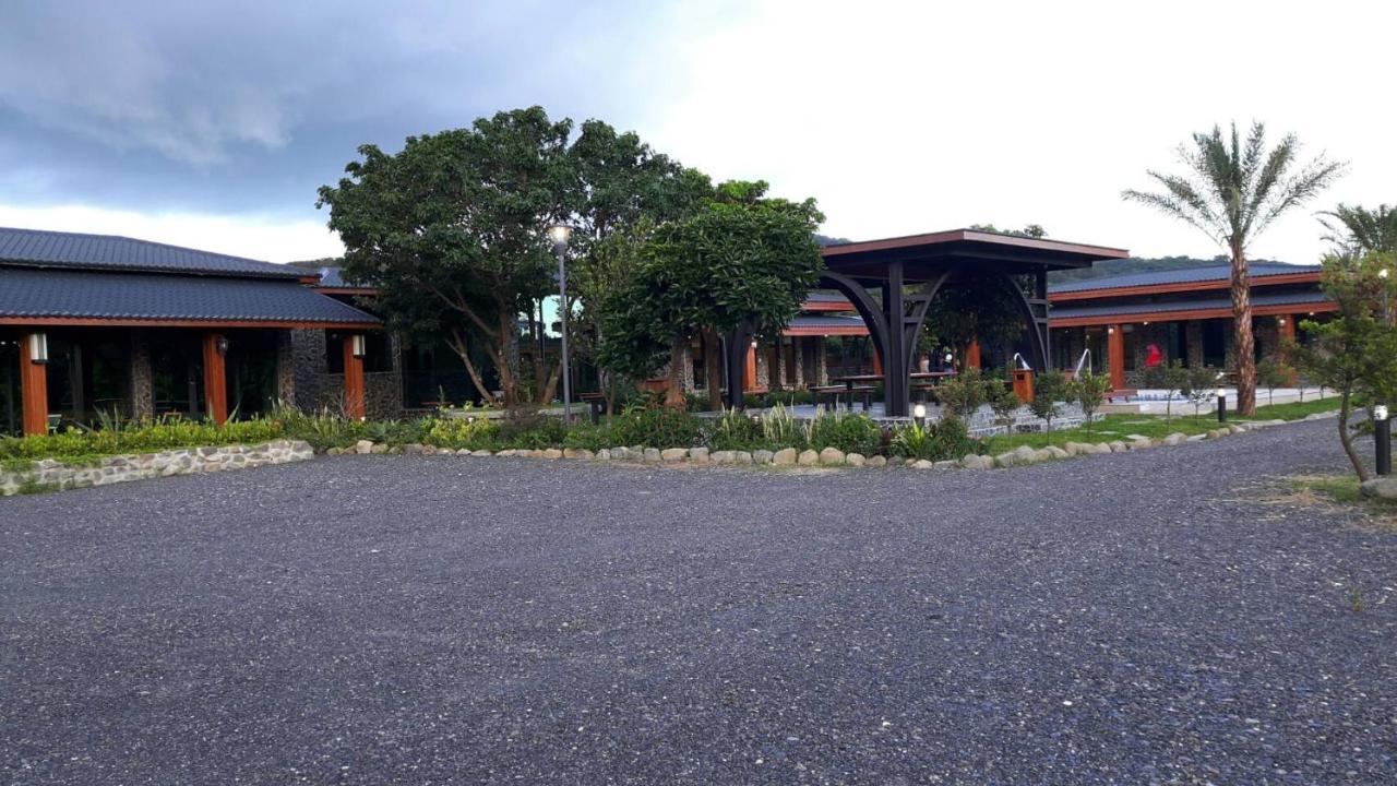 Kenting Four Season Villa Heng-ch'un Екстериор снимка